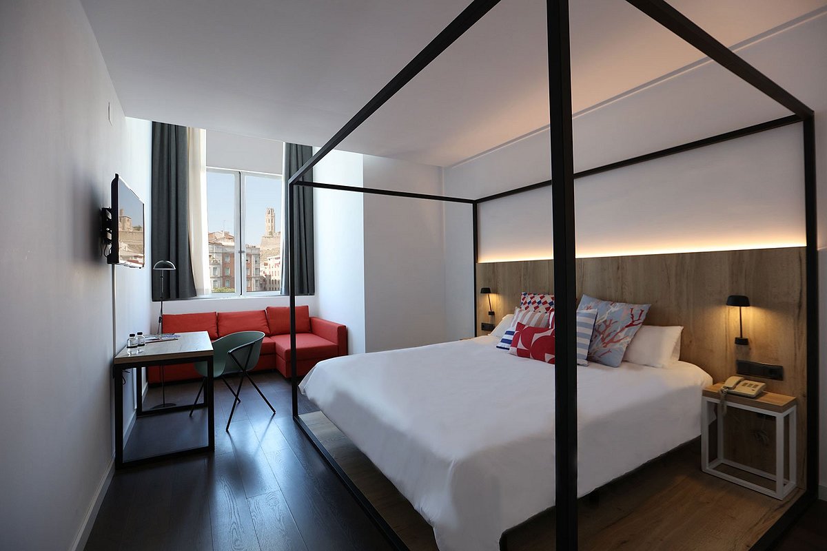 hotel 5 estrellas en Lleida
